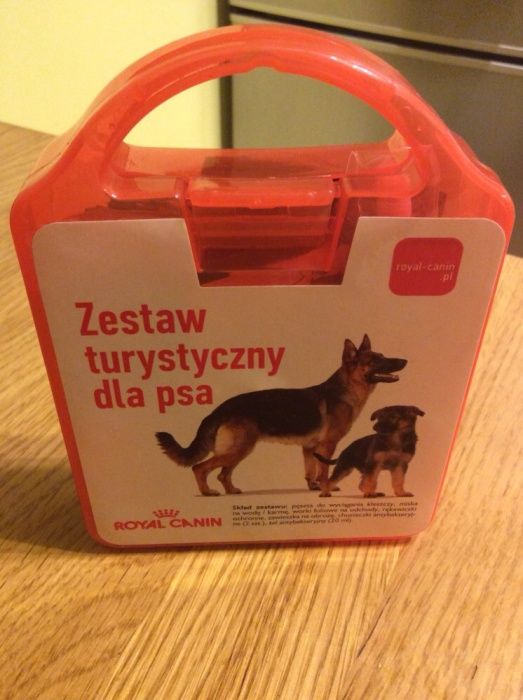 Super niezbędny ZESTAW TURYSTYCZNY DLA PSA, 7 - elementów w walizeczce
