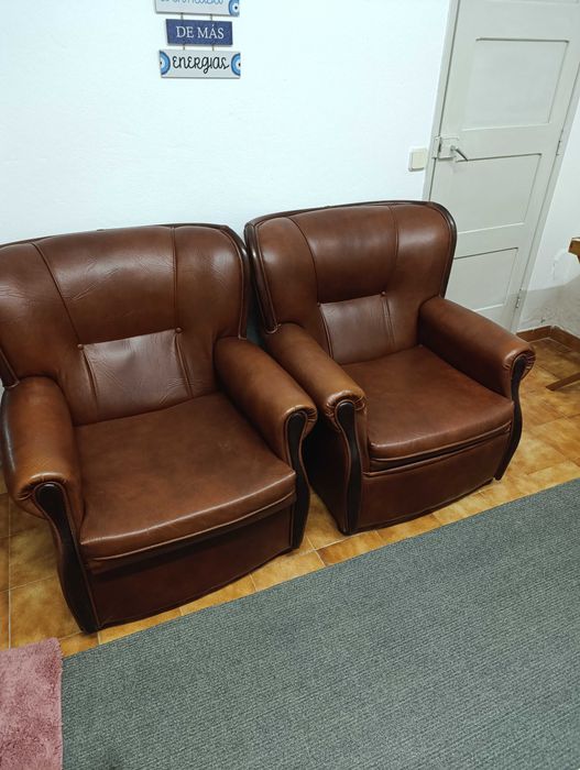 Conjunto de sofá e dois cadeirões