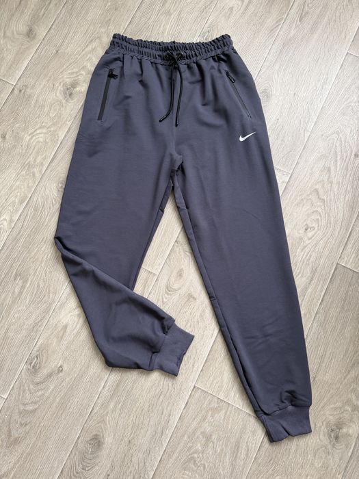 Спортивні штани nike трикотаж джогери 3xl  сірі однотонні брюки з манжетом найк 52 двохнитка