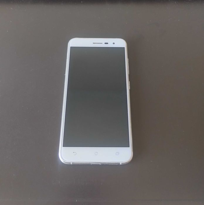 Telemóvel Asus Zenfone 3, ZE520KL
