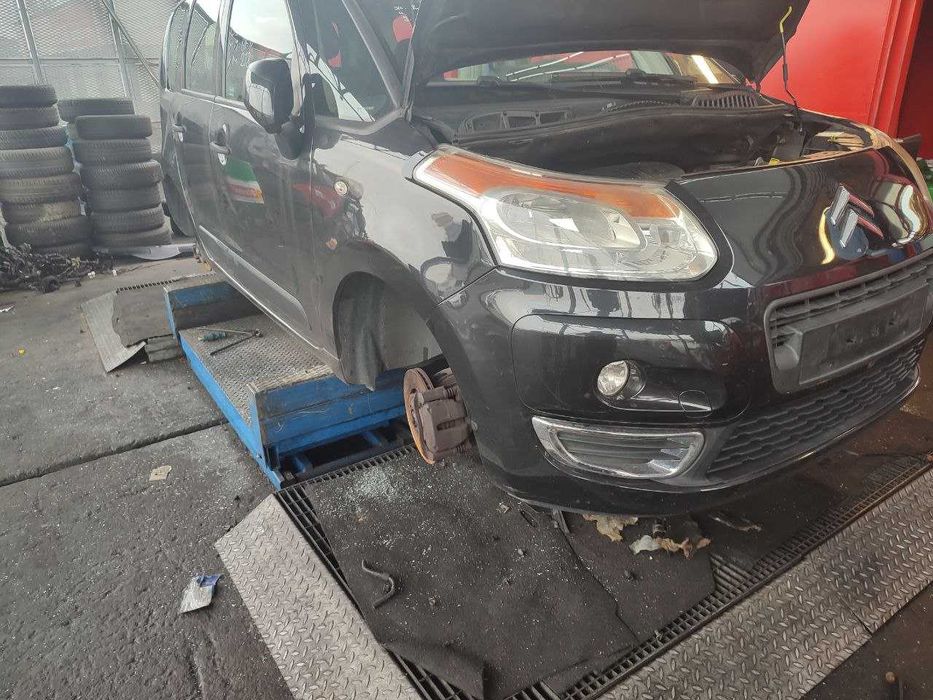 Розборка шрот сітроен с3 пікассо с4 пікассо, мотор 1.6 HDI