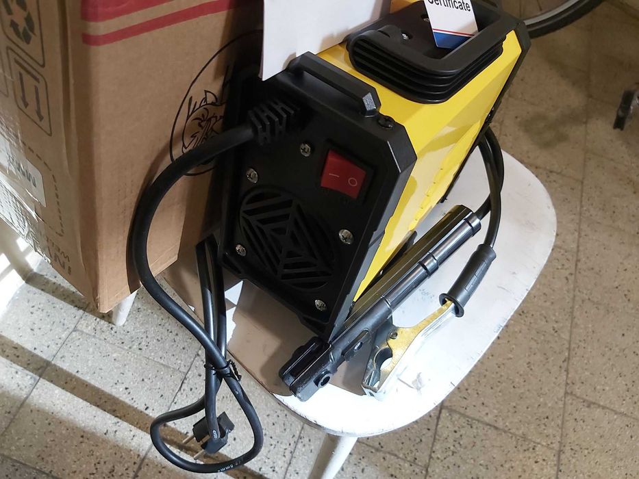 Spawarka inwertorowa 250A nowa