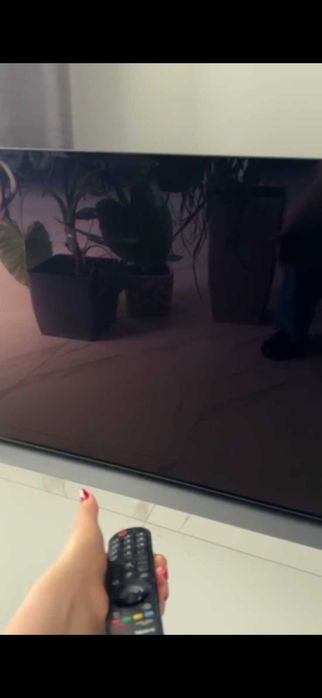 OLed LG 55" телевізор 2022 року