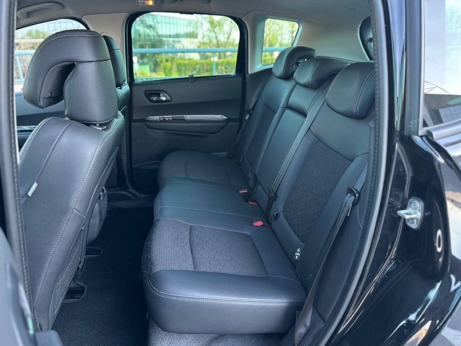 Peugeot 3008 2016 року, 1.6 дизель, механіка, передній привід, 178км