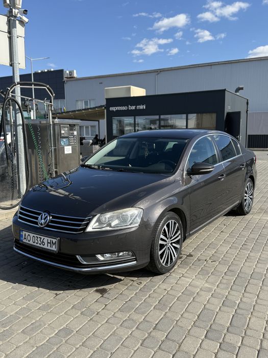 Volkwagen Passat B7.  1,4 бензин
