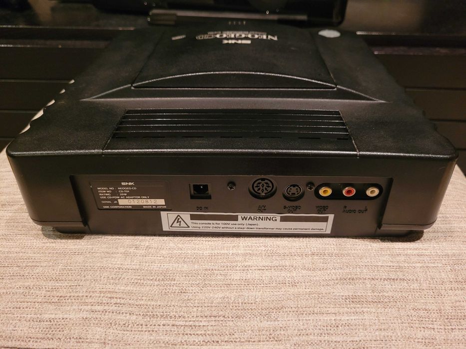 Consola Neo Geo CD top loader