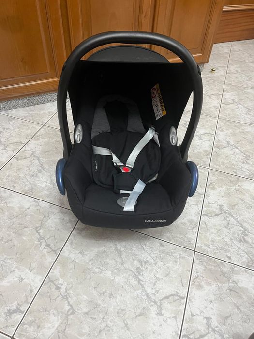 Trio Maxi-Cosi Zelia (ovo, carro de passeio e ISOFIX