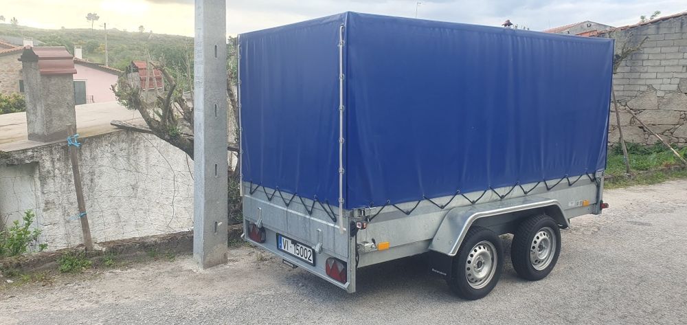 Reboque dois eixos 2024