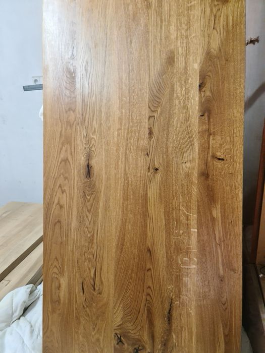 Стільниця з масива дуба широколамельна