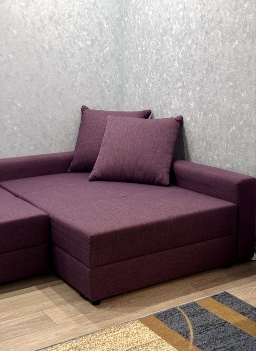 Продам красивий диван+матрац