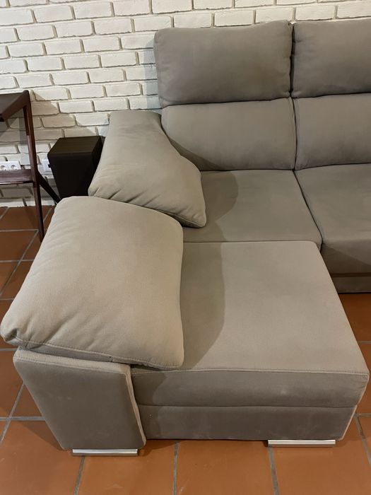 Sofá modular com chaise longue + 4 módulos individuais (uso 2 anos)