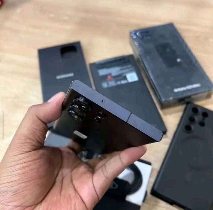 Samsung Galaxy ultra 23