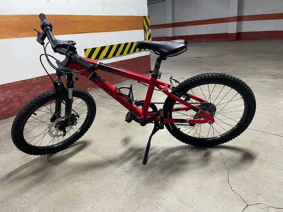 Bicicleta  em estado de nova