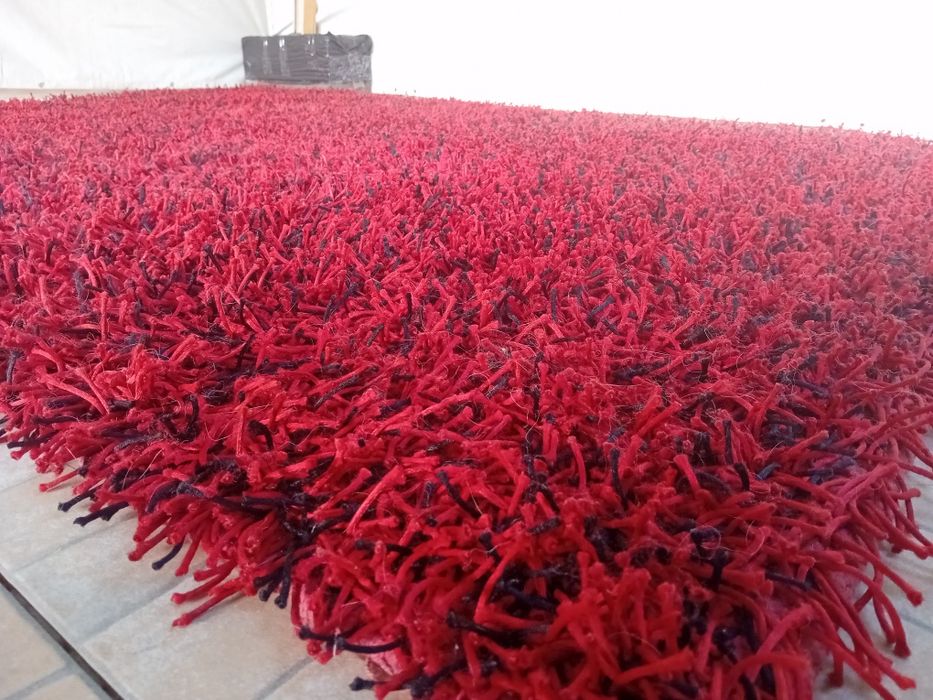 Carpete Sala / Hall - Vermelha e Preta