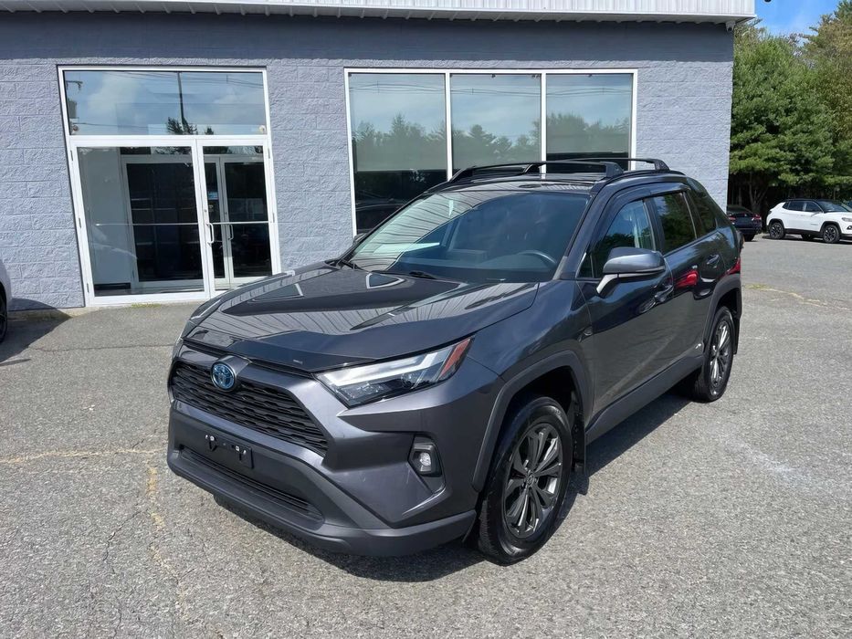 Toyota RAV4      2022