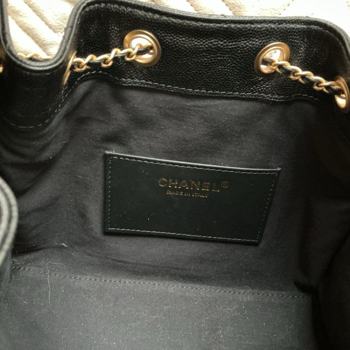 Chanel torebka - CC 25 hobo bag - kolekcja 2025