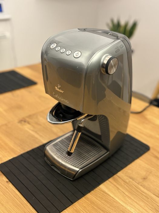 Ekspres kapsułkowy Tchibo Cafissimo. Kawiarka na kapsułki
