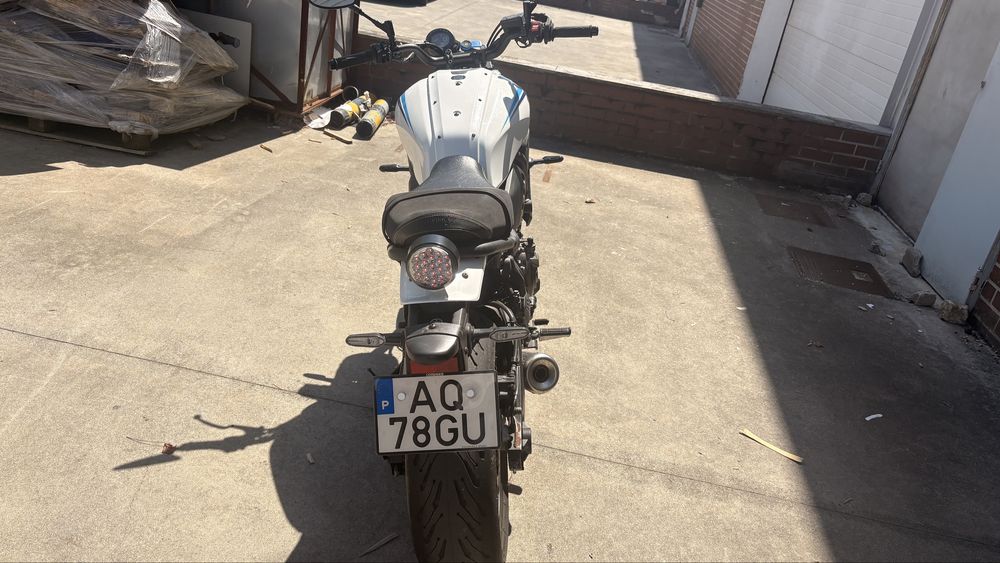 Yamaha XSR 700 Mota