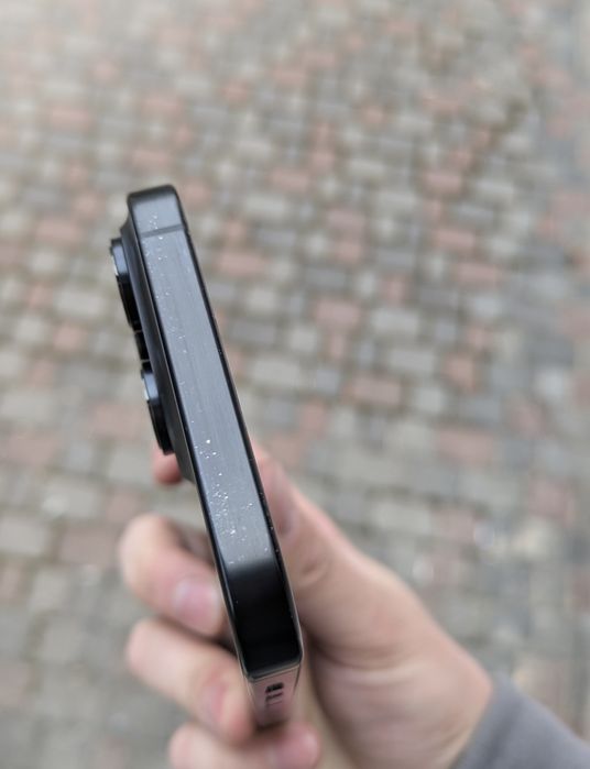 iPhone 16 Pro Max Black Titanium 512 iCloud