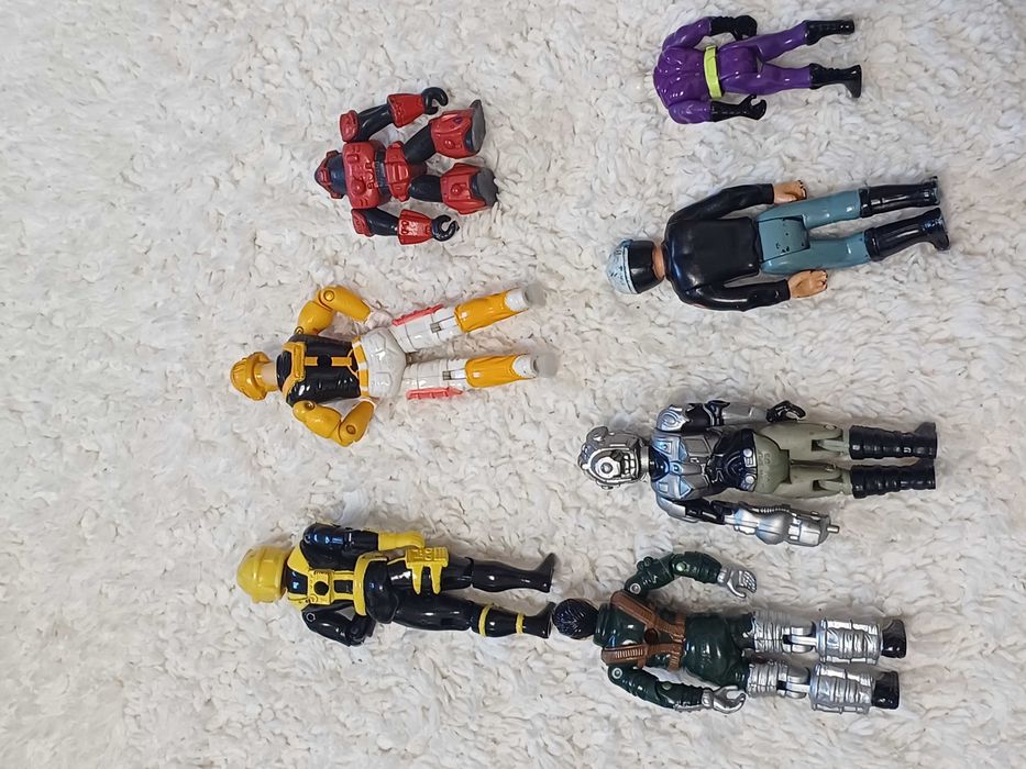 Вінтажні фігурки. Joe Black Red Raven Gorilla Battle Beasts