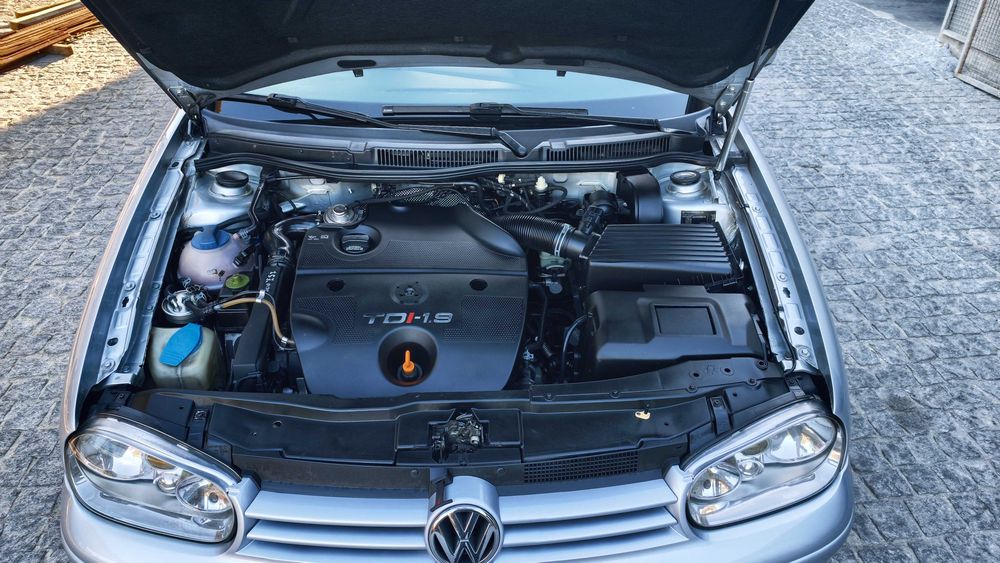 Volkswagen Golf 4 IV - 1.9 TDI
