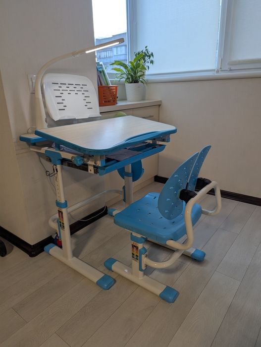 Парта блакитна + стілець + лампа, для школяра, Evo-17 BL Ergo, evo-kids