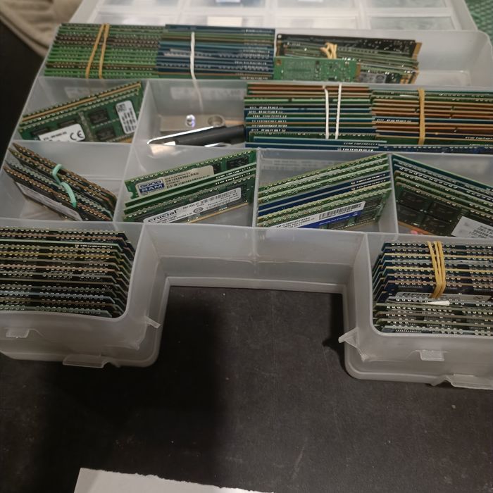 Pamięci RAM DDR2, DDR3, DDR3L, DDR4,DDR5