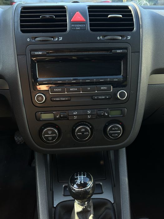 Vw Golf V 1.6 MPI