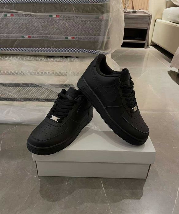 Nike_Air_Force_1_Czarny 43