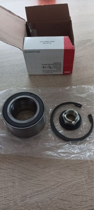 Łożyska koła zestaw Ford Kuga Schaeffler FAG