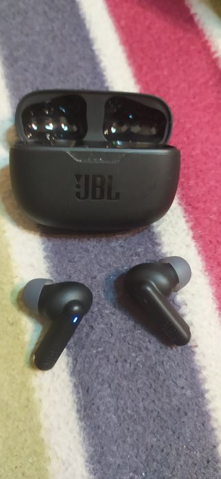 Bluetooth headset JBL wave beam2