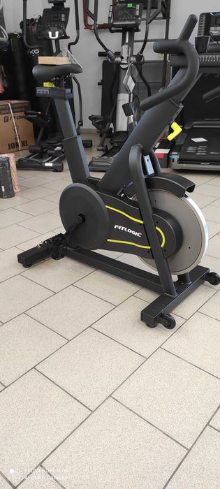 Спинбайк FitLogic SP2301P