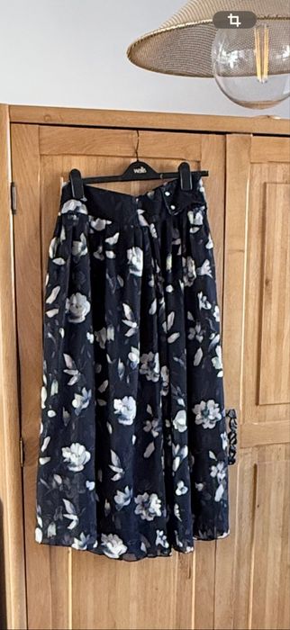 Spódnica w kwiaty, Rozmiar 40-42