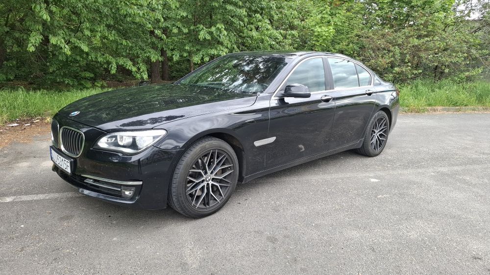 Bmw 7 F01 LIFT  740D Full wersja