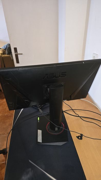ASUS VG248QG – Monitor Gaming 24" Full HD 165Hz+ 0.5m