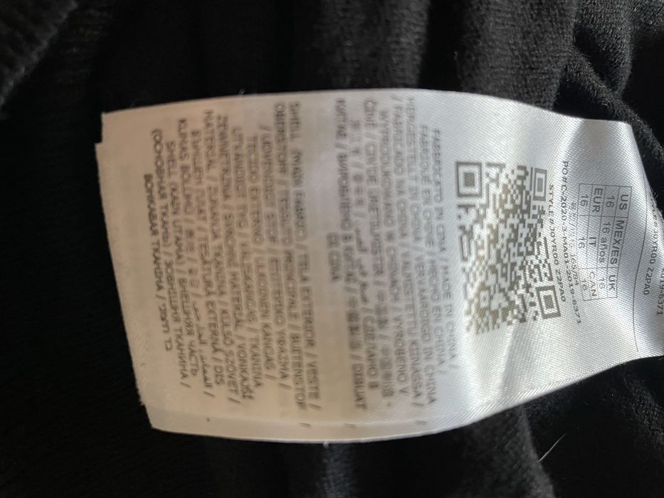 Sweter nowy z cekinami Guess