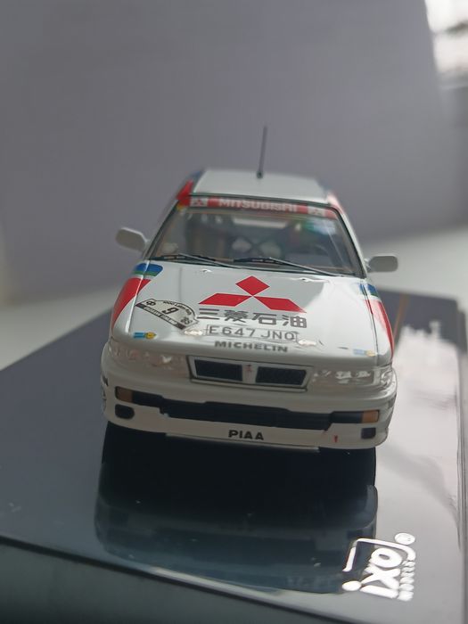Mitsubishi Galant VR-4 - Rally 1000 Lakes 1989. IXO. 1:43.: 1 450