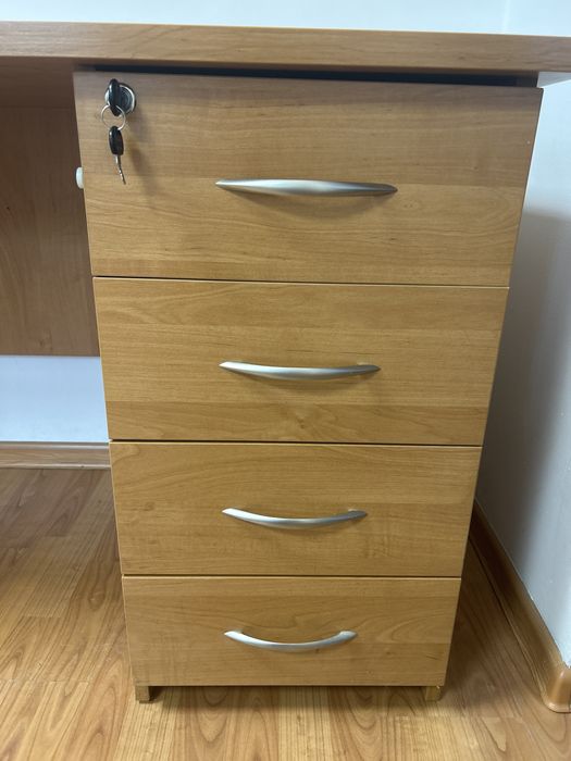 Solidne biurko odbior wlasny 160 cm szerokosc