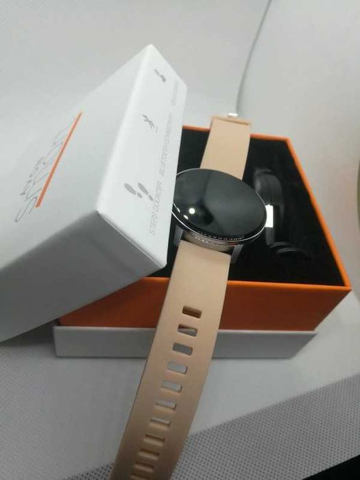 Zegarek Smartwatch Kiah Pink Avon