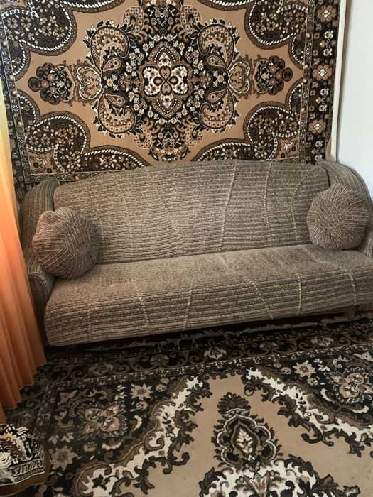 Комплект диван і крісло