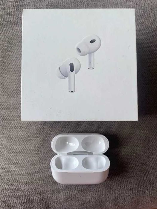 Apple AirPods Pro 2 A3047 usb-c magsafe charging case