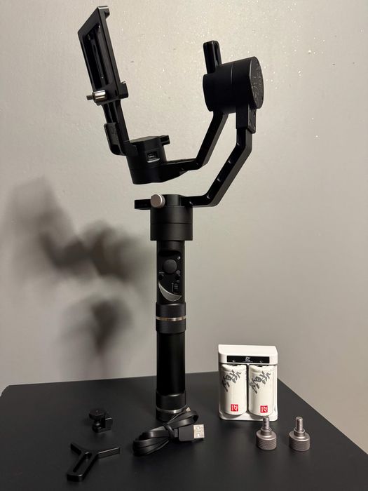 Gimbal Zhiyun Crane – 3-osiowy stabilizator do aparatów i kamer