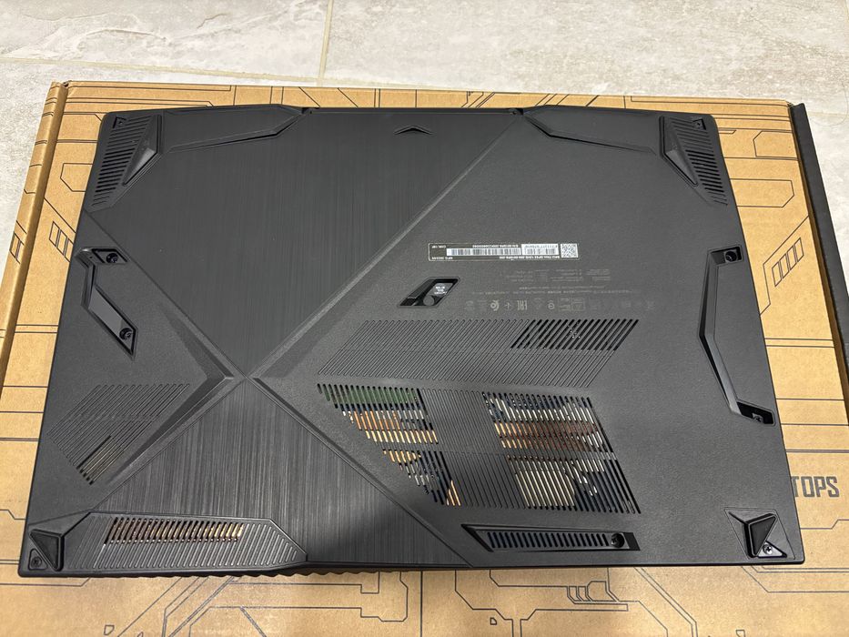 Ігровий ноутбук MSI Thin GF63 15,6”144Hz i5-12450H/16/512/RTX4050 6GB