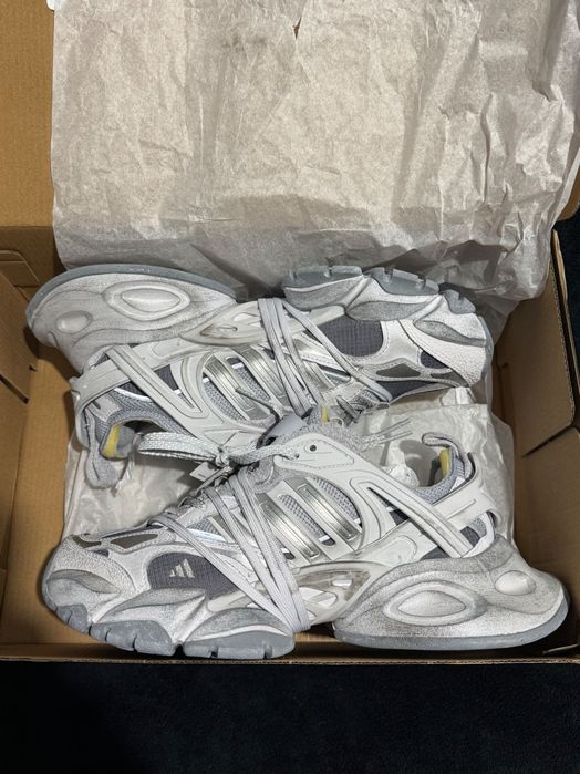 Adidas XLG Runner Deluxe