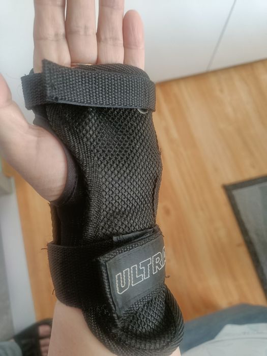 Ochraniacze na łokcie kolana i nadgarstki