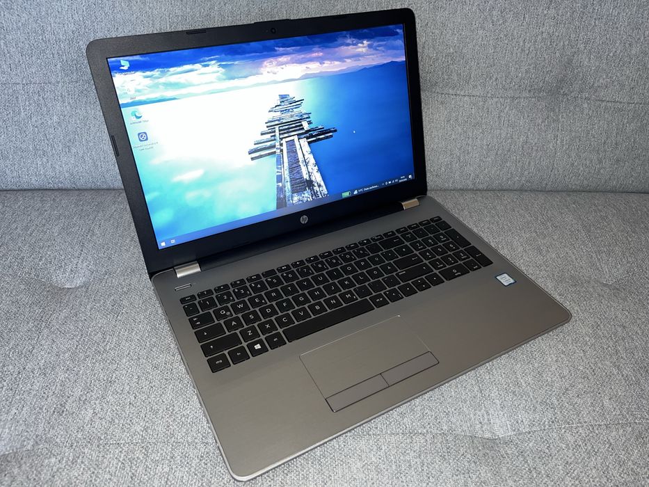 Laptop Hp 250 G6 i5 7th 128 SSD 8 GB Ram FHD Ładny