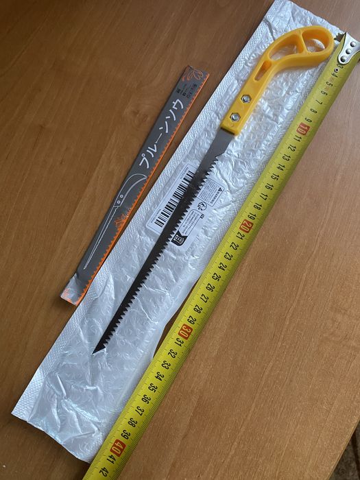 Ножовка садовая.