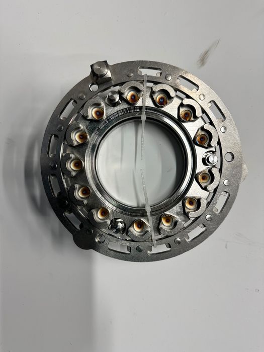 Turbosprężarka John Deere 7630,7730,Clas Ares 617,657 Nowa Chra