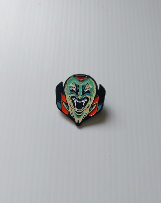 Pin de enamel "Dracula" - Lootcrate