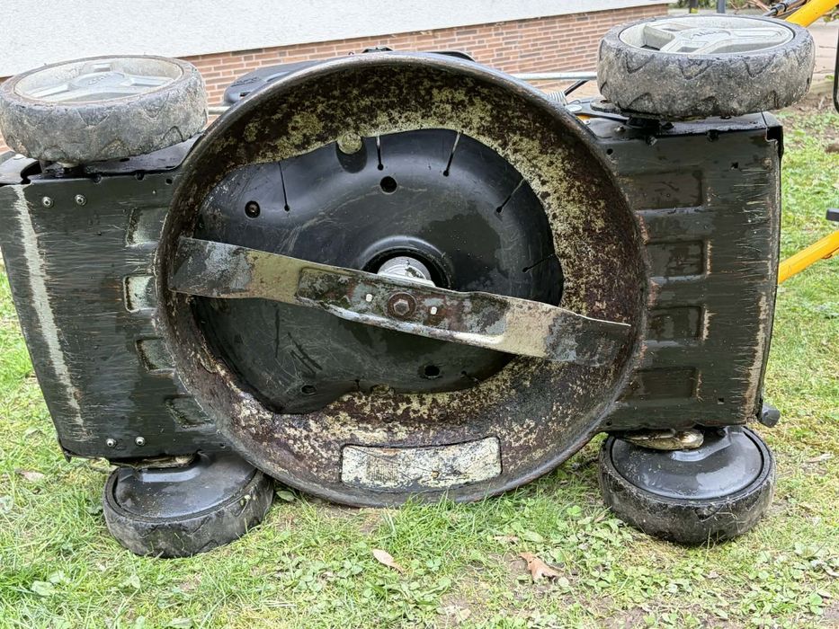 Kosiarka spalinowa STIGA MULTICLIP 47 SQ B